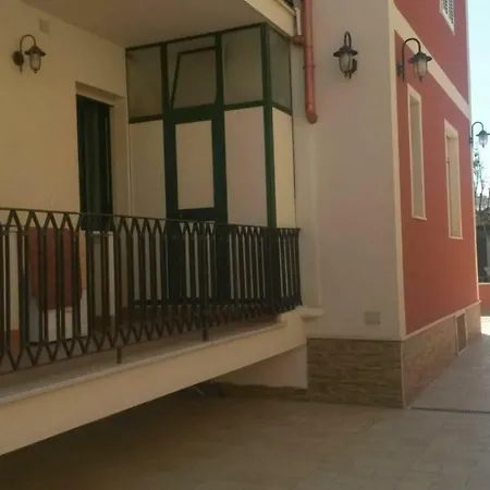 Toni Sweet House *